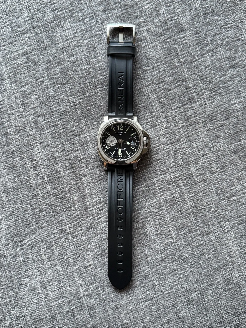PANERAI Luminor GMT Black Dial Automatic Watch 44mm PAM00088 with Box and Papers